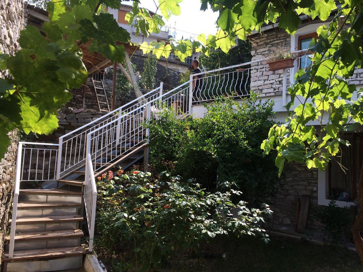 Sokaku I Te Marreve Guesthouse Αργυρόκαστρο Εξωτερικό φωτογραφία